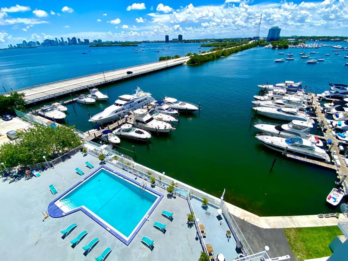 Premium Modern Waterfront Apartment With Miami Skyline View On The Bay 5 Mins Drive To Miami Beach With Free Parking Esterno foto